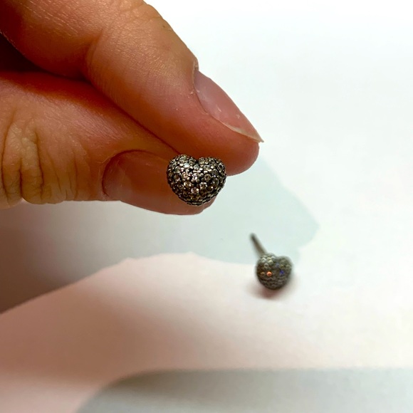 Pandora heart earrings 💜 - Picture 2 of 4